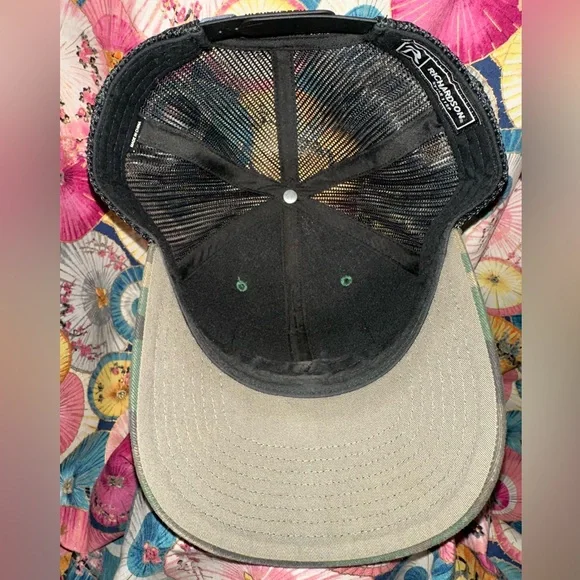 Ariat Green Richardson Camo SnapBack Hat with Flag Patch - Picture 3 of 4